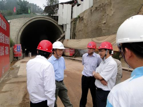 昆明渝申電力電纜有限公司與以下公司成立建筑材料合作供應(yīng)商中鐵八局集團(tuán)昆明鐵路建設(shè)有限公司（2015年07月16日昆明馬街摩爾城項目）